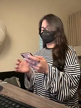 Jenni nana online show from December 22, 2025, 6:43 am