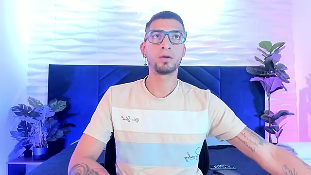 DrakeNeumann online show from February 9, 2026, 3:21 am