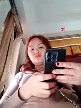 Snapshot of Hotpussy3ox chatting on March 10, 2026, 9:47 am Hotpussy3ox online show from March 10, 2026, 9:47 am