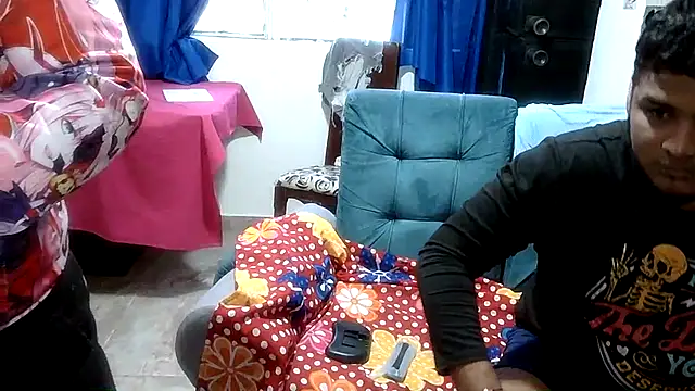 Snapshot of Boycuriousxxx chatting on July 8, 2026, 10:47 pm Boycuriousxxx online show from July 8, 2026, 10:47 pm