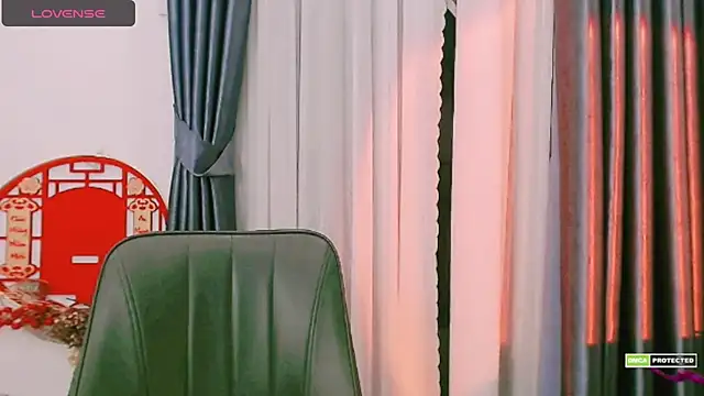 Snapshot of Na_baby chatting on October 23, 2025, 3:55 pm Na baby online show from October 23, 2025, 3:55 pm