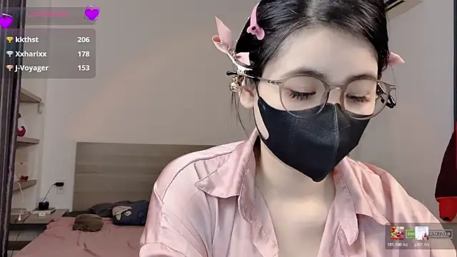 Snapshot of Na_baby chatting on January 6, 2026, 7:28 pm Na baby online show from January 6, 2026, 7:28 pm