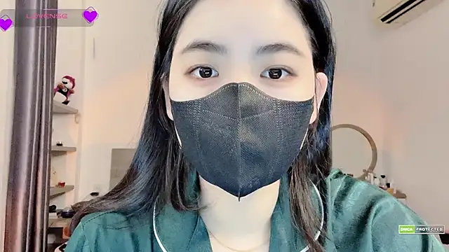 Snapshot of Na_baby chatting on February 16, 2026, 10:39 pm Na baby online show from February 16, 2026, 10:39 pm