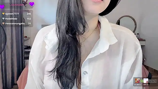 Snapshot of Na_baby chatting on February 27, 2026, 4:01 am Na baby online show from February 27, 2026, 4:01 am