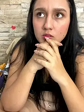 saray gomez22 online show from February 23, 2025, 5:34 am