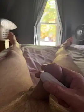 Snapshot of Tyler98425 chatting on October 27, 2025, 4:11 pm Tyler98425 online show from October 27, 2025, 4:11 pm