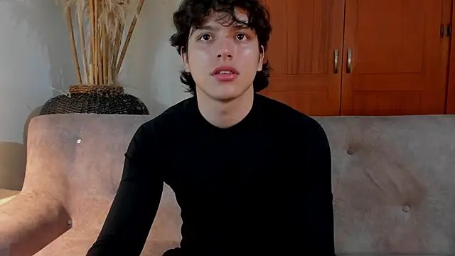 Snapshot of bravoboreal chatting on October 16, 2025, 7:37 pm bravoboreal online show from October 16, 2025, 7:37 pm