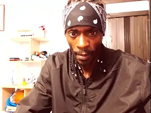 Snapshot of phillip-hot chatting on January 3, 2025, 3:16 am phillip-hot online show from January 3, 2025, 3:16 am