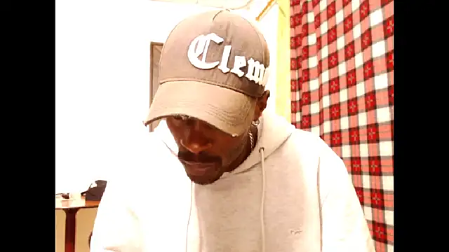 Snapshot of phillip-hot chatting on November 29, 2025, 4:37 am phillip-hot online show from November 29, 2025, 4:37 am