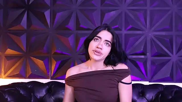 Snapshot of KasiaNoir_ chatting on November 10, 2025, 12:04 pm KasiaNoir online show from November 10, 2025, 12:04 pm