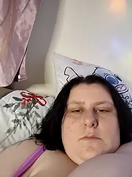 Snapshot of tvshtvsh24 chatting on October 29, 2025, 7:54 am tvshtvsh24 online show from October 29, 2025, 7:54 am