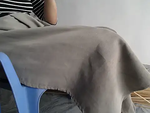 Snapshot of nolame18xxx chatting on April 13, 2026, 2:39 am nolame18xxx online show from April 13, 2026, 2:39 am