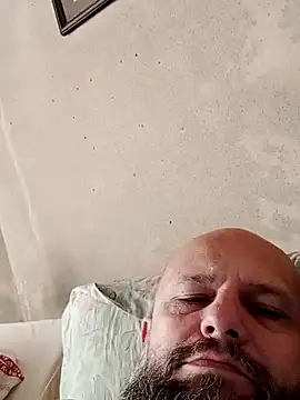 Snapshot of AlexandruCsaba chatting on January 10, 2025, 9:23 am AlexandruCsaba online show from January 10, 2025, 9:23 am