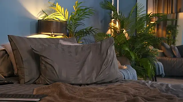 Snapshot of _keeti_ chatting on October 23, 2025, 3:33 pm keeti online show from October 23, 2025, 3:33 pm