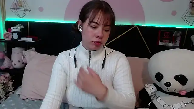 DanniAbbey online show from November 30, 2025, 12:42 pm