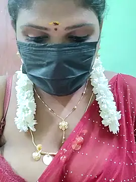 Snapshot of malliga98 chatting on September 18, 2025, 5:04 pm malliga98 online show from September 18, 2025, 5:04 pm