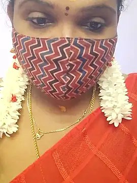 Snapshot of malliga98 chatting on February 5, 2026, 7:40 pm malliga98 online show from February 5, 2026, 7:40 pm