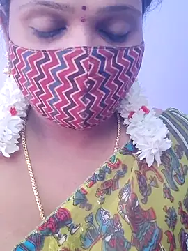 Snapshot of malliga98 chatting on March 3, 2026, 7:36 am malliga98 online show from March 3, 2026, 7:36 am