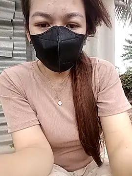 YEESE199 online show from February 26, 2025, 6:58 am