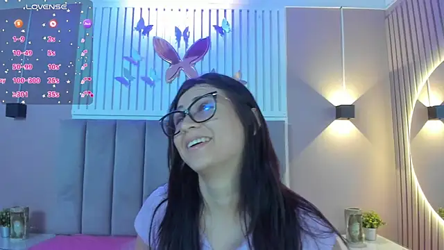 diosa cristal online show from January 17, 2025, 3:23 am