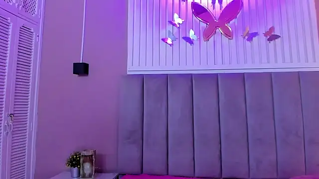 diosa cristal online show from January 18, 2025, 3:42 am