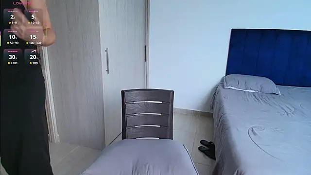 Snapshot of pansuggarofficial chatting on March 14, 2025, 2:41 pm pansuggarofficial online show from March 14, 2025, 2:41 pm