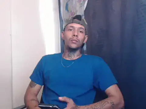 RickyGrey77 online show from December 9, 2024, 6:14 pm