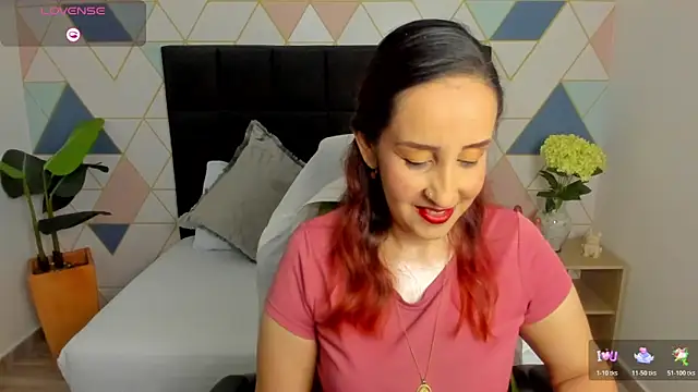 Snapshot of jadde13_ chatting on November 12, 2025, 8:52 pm jadde13 online show from November 12, 2025, 8:52 pm