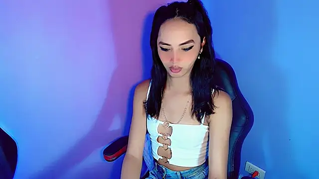 Babyenderlyn online show from March 4, 2025, 9:00 pm