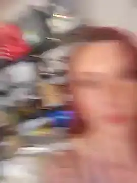 Snapshot of MissyRoulette chatting on December 4, 2024, 3:43 pm MissyRoulette online show from December 4, 2024, 3:43 pm