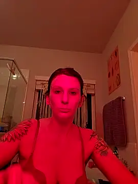 Snapshot of MissyRoulette chatting on December 10, 2024, 2:16 am MissyRoulette online show from December 10, 2024, 2:16 am