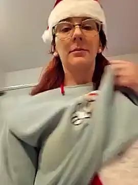 Snapshot of MissyRoulette chatting on December 25, 2024, 2:56 pm MissyRoulette online show from December 25, 2024, 2:56 pm