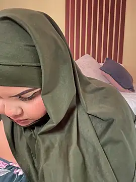 Snapshot of _Shara_Handal_ chatting on January 8, 2025, 12:37 pm Shara Handal online show from January 8, 2025, 12:37 pm