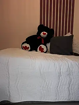 Snapshot of _Shara_Handal_ chatting on February 13, 2025, 11:06 am Shara Handal online show from February 13, 2025, 11:06 am