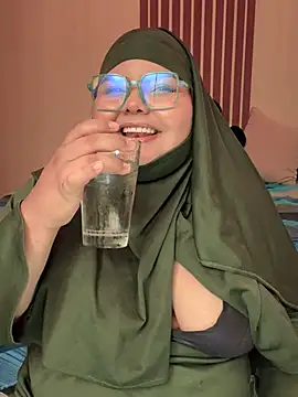 Snapshot of _Shara_Handal_ chatting on March 19, 2025, 10:33 am Shara Handal online show from March 19, 2025, 10:33 am