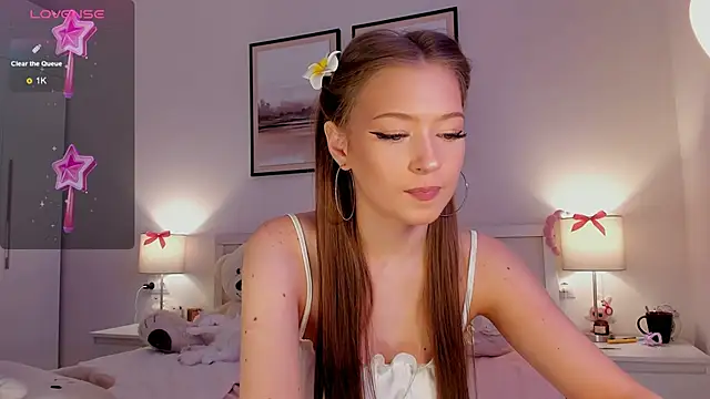 diana nier online show from April 15, 2026, 7:43 pm