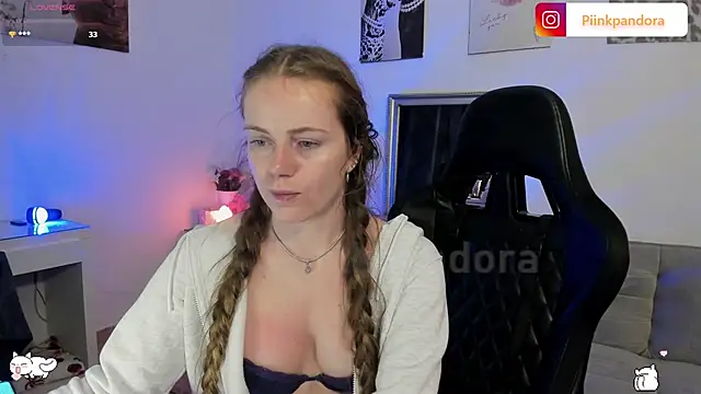 Piinkpandora online show from March 20, 2026, 8:46 pm