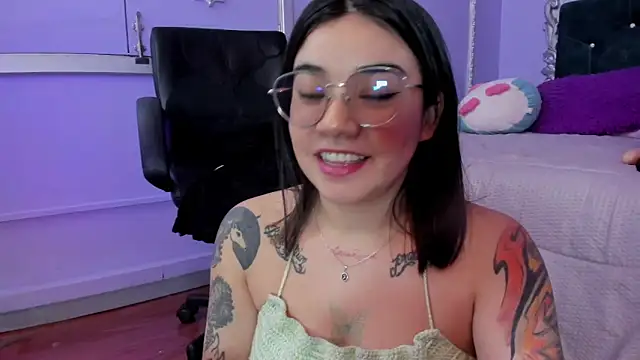 JeyLee online show from October 23, 2025, 11:42 am