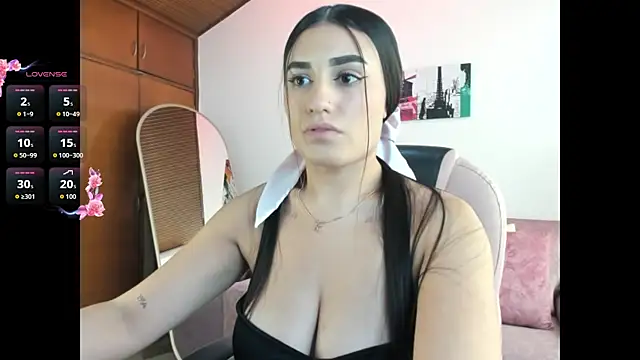 Snapshot of Alheli_16 chatting on May 15, 2026, 12:12 pm Alheli 16 online show from May 15, 2026, 12:12 pm