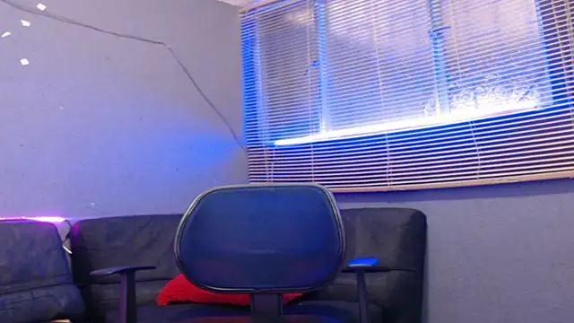 Snapshot of Andy_bapho chatting on November 18, 2025, 2:54 pm Andy bapho online show from November 18, 2025, 2:54 pm