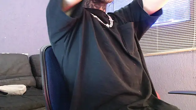 Snapshot of Andy_bapho chatting on February 3, 2026, 4:12 pm Andy bapho online show from February 3, 2026, 4:12 pm