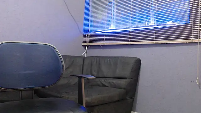 Snapshot of Andy_bapho chatting on February 24, 2026, 9:02 pm Andy bapho online show from February 24, 2026, 9:02 pm