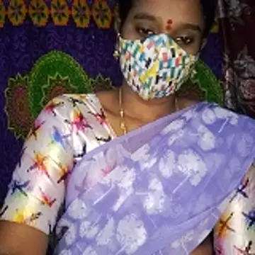 anisha91 online show from November 3, 2025, 4:41 pm