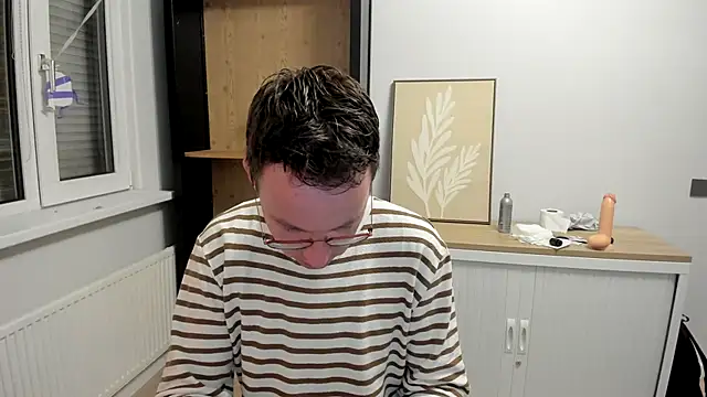 Snapshot of green_oasis100 chatting on October 5, 2025, 8:07 pm green oasis100 online show from October 5, 2025, 8:07 pm