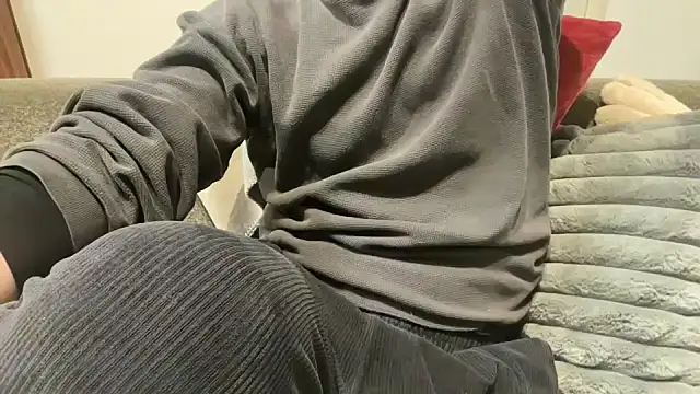 atom0407 online show from January 10, 2025, 3:06 pm