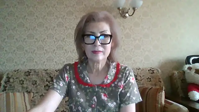 Snapshot of Elegant00Lady chatting on July 14, 2026, 12:55 pm Elegant00Lady online show from July 14, 2026, 12:55 pm