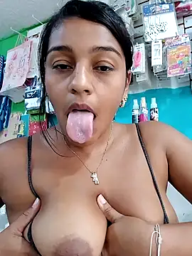 Snapshot of anaesca chatting on January 14, 2025, 2:43 pm anaesca online show from January 14, 2025, 2:43 pm
