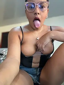 anaesca online show from March 13, 2026, 12:45 pm