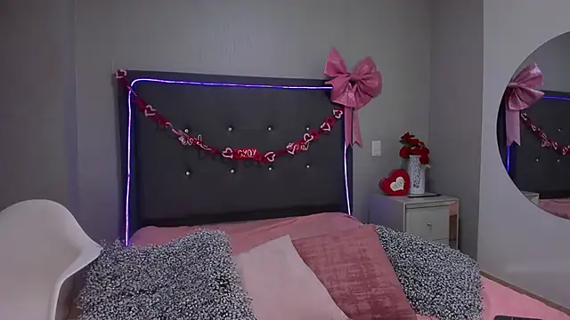 emma lye online show from March 6, 2026, 8:27 pm