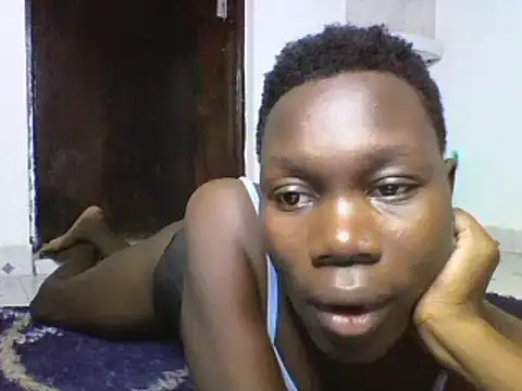 Snapshot of sexyqueen02 chatting on December 25, 2024, 12:59 am sexyqueen02 online show from December 25, 2024, 12:59 am